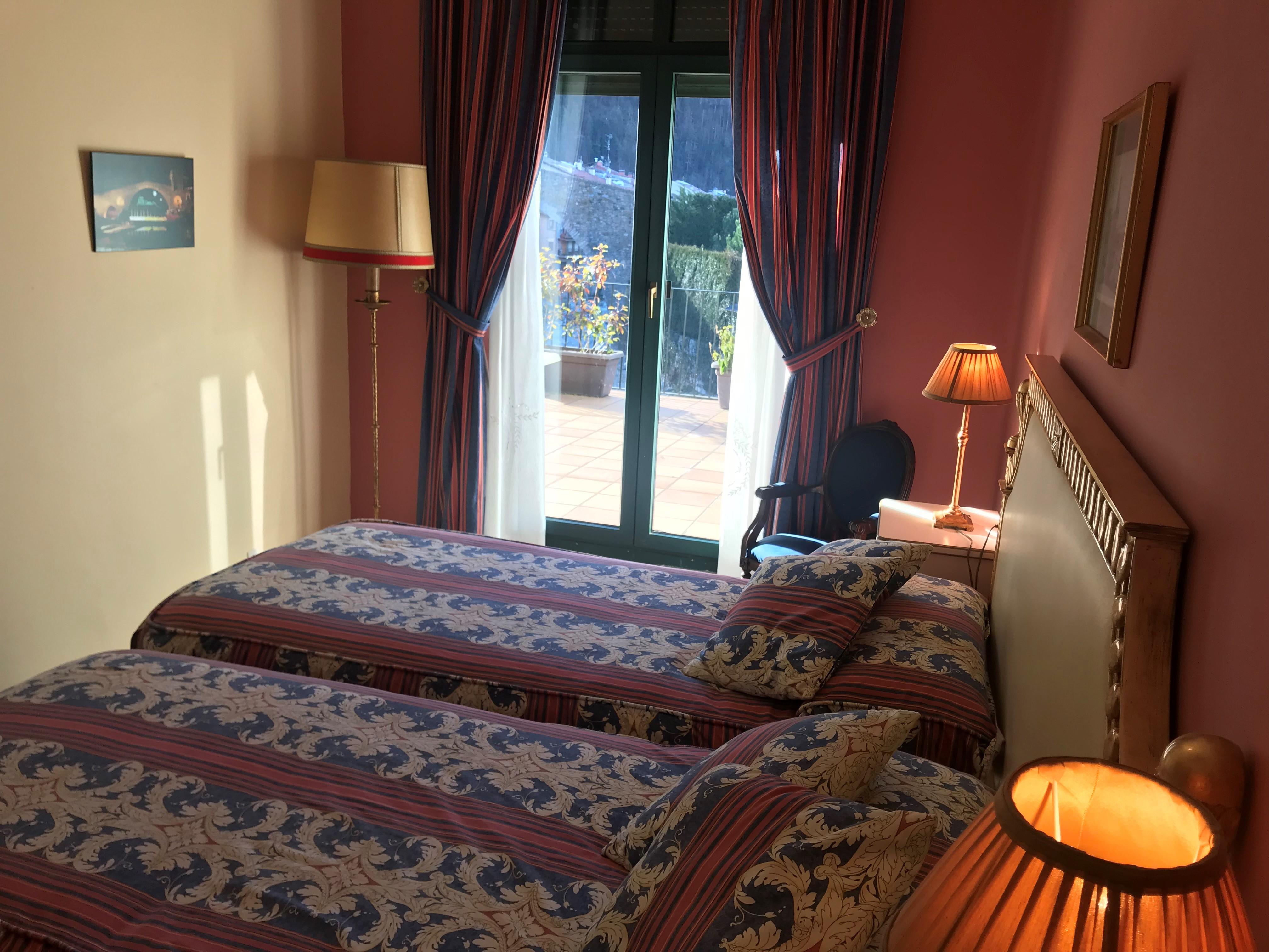 Hotel De Кампродон Экстерьер фото